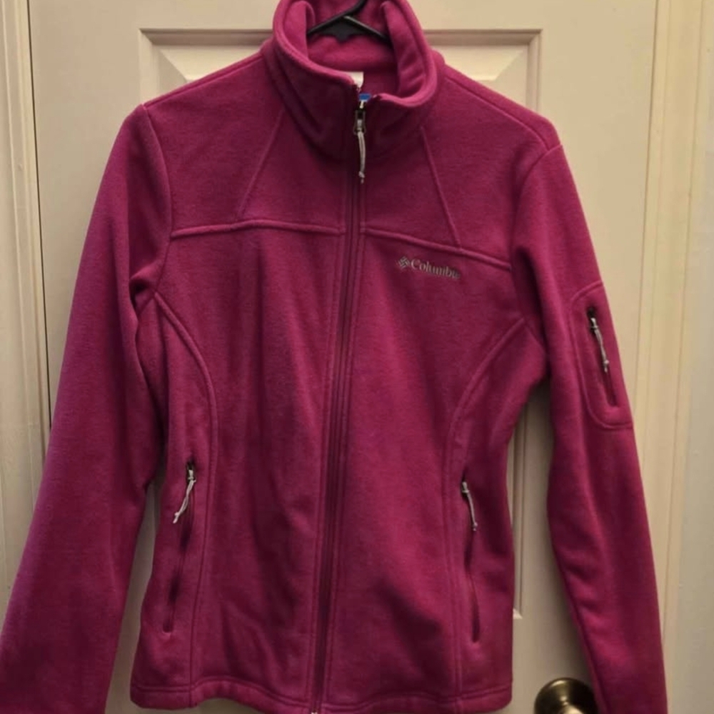 Columbia Women's Fuchsia Fleece Jacket Small Size